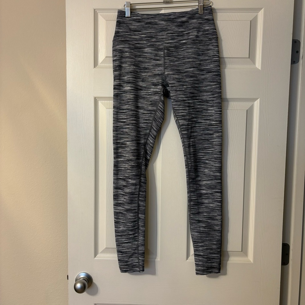 Zella High Waisted Stripe Leggings, Black & White sz M